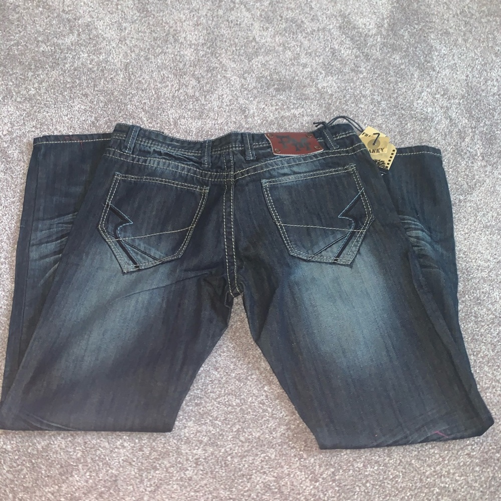 Jeans - Picture 2 of 3